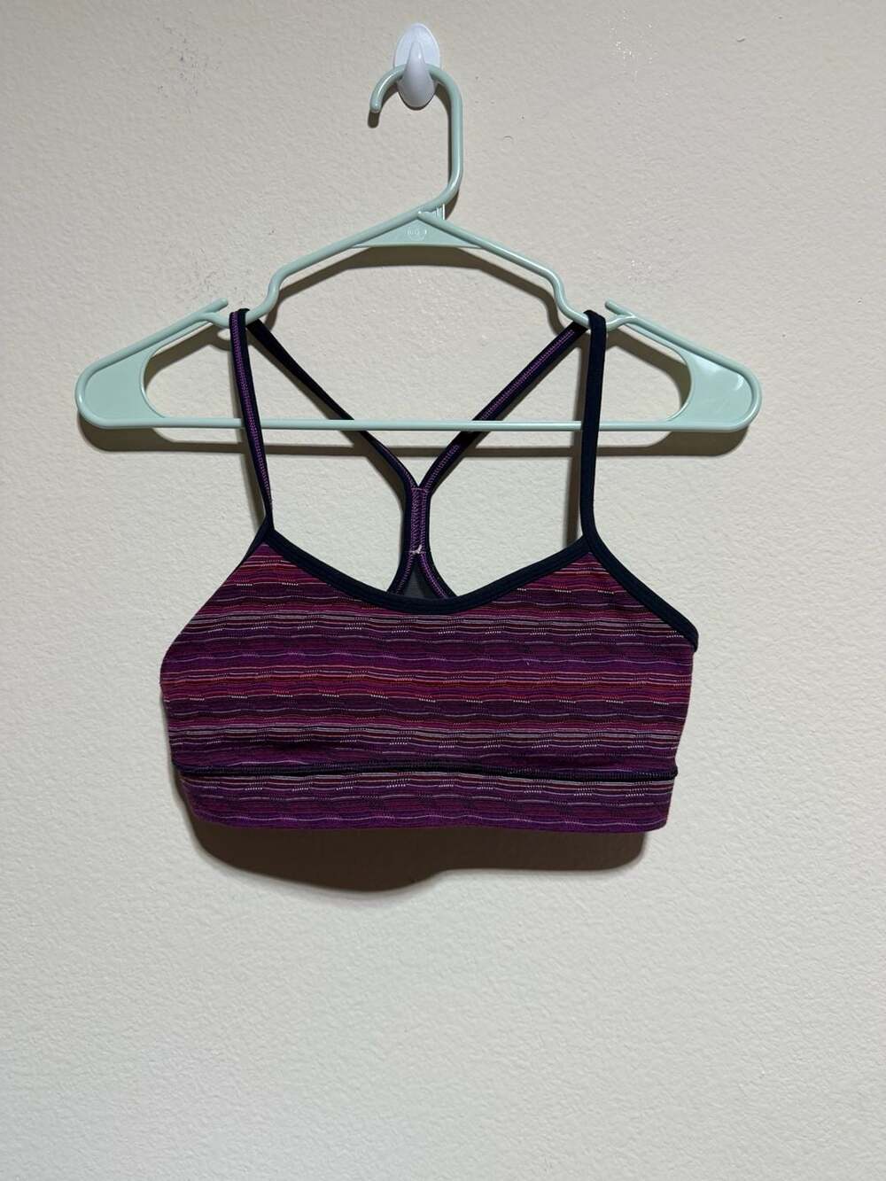 Lululemon Free to Be Bra Size 6 Purple Striped Racerback Sports Bra